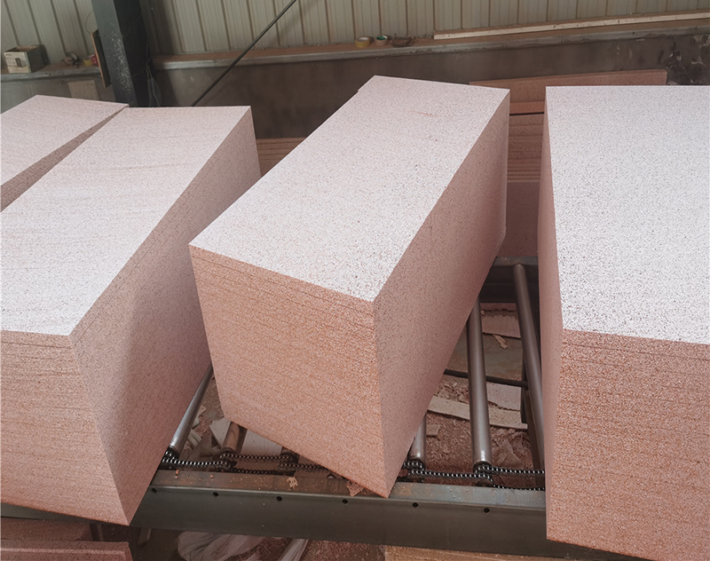 蘭州真金板是傳統聚苯板材制作的嗎?